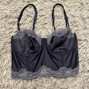 Victoria’s Secret bustier 32DD